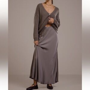 Jaki London Camilla Bias Cut Satin Maxi Skirt in Mink Size S/M
